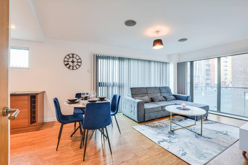 Cozy Escape In City Centre Манчестър Екстериор снимка