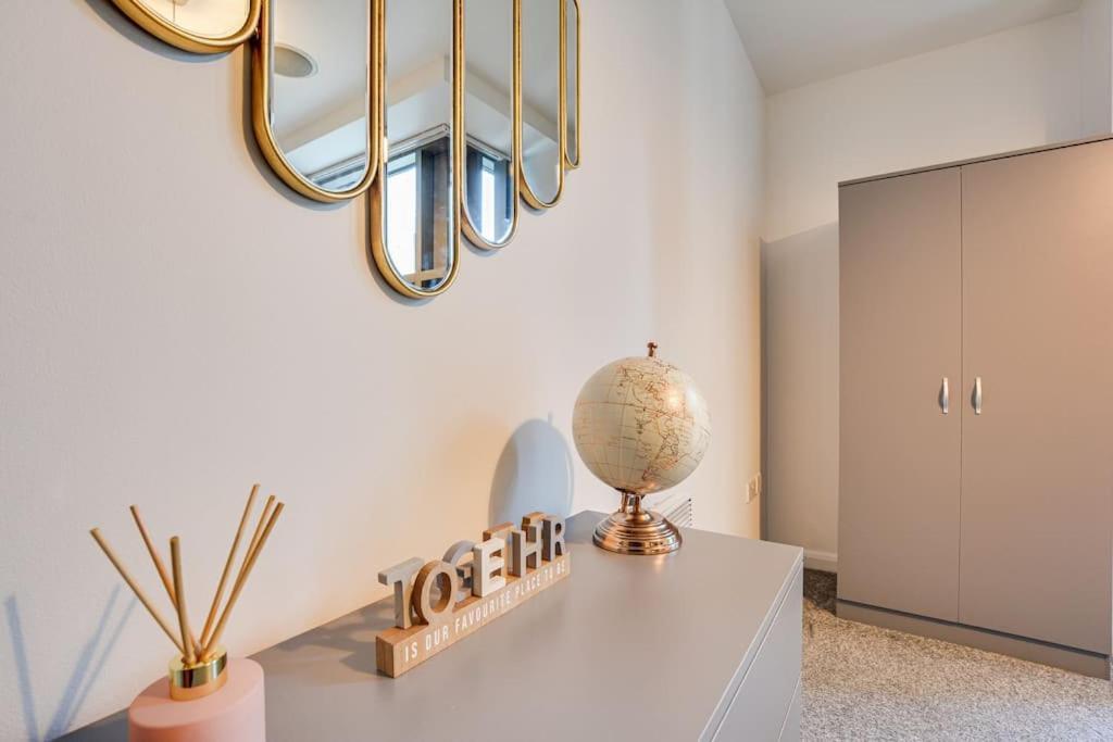 Cozy Escape In City Centre Манчестър Екстериор снимка