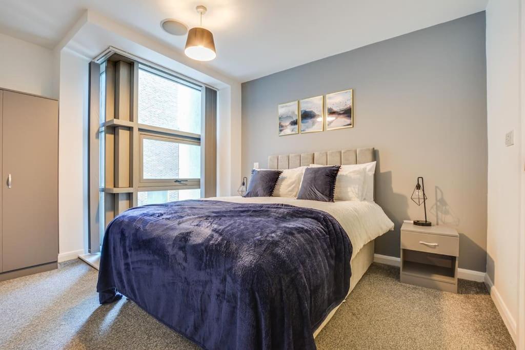Cozy Escape In City Centre Манчестър Екстериор снимка