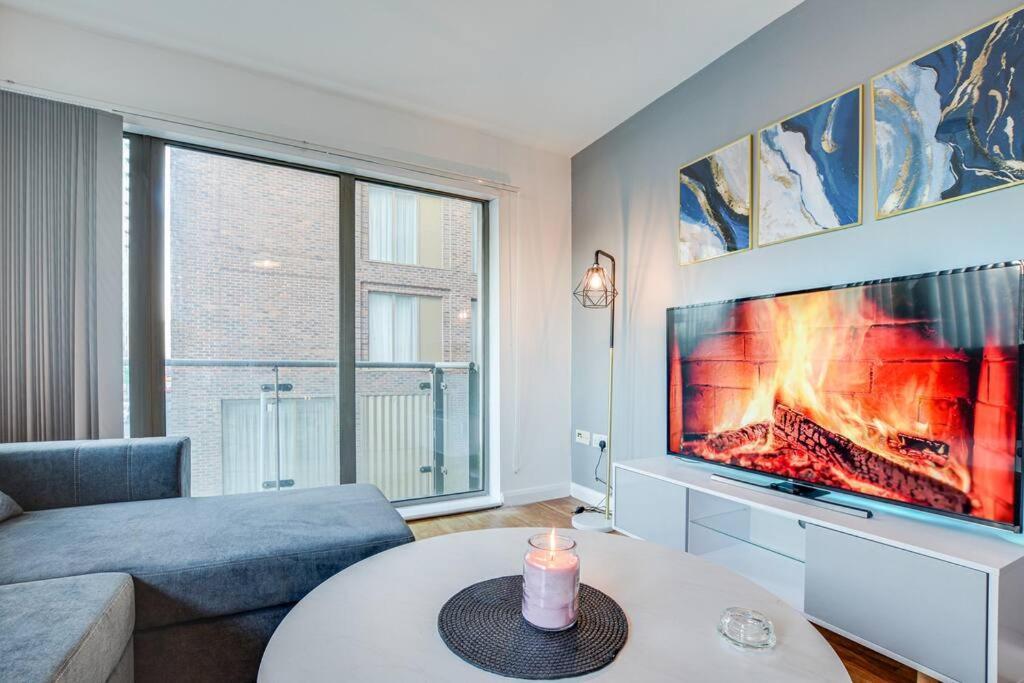 Cozy Escape In City Centre Манчестър Екстериор снимка
