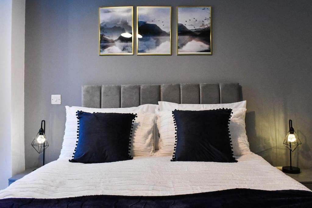 Cozy Escape In City Centre Манчестър Екстериор снимка