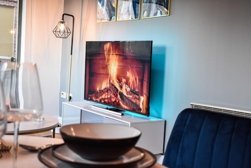 Cozy Escape In City Centre Манчестър Екстериор снимка